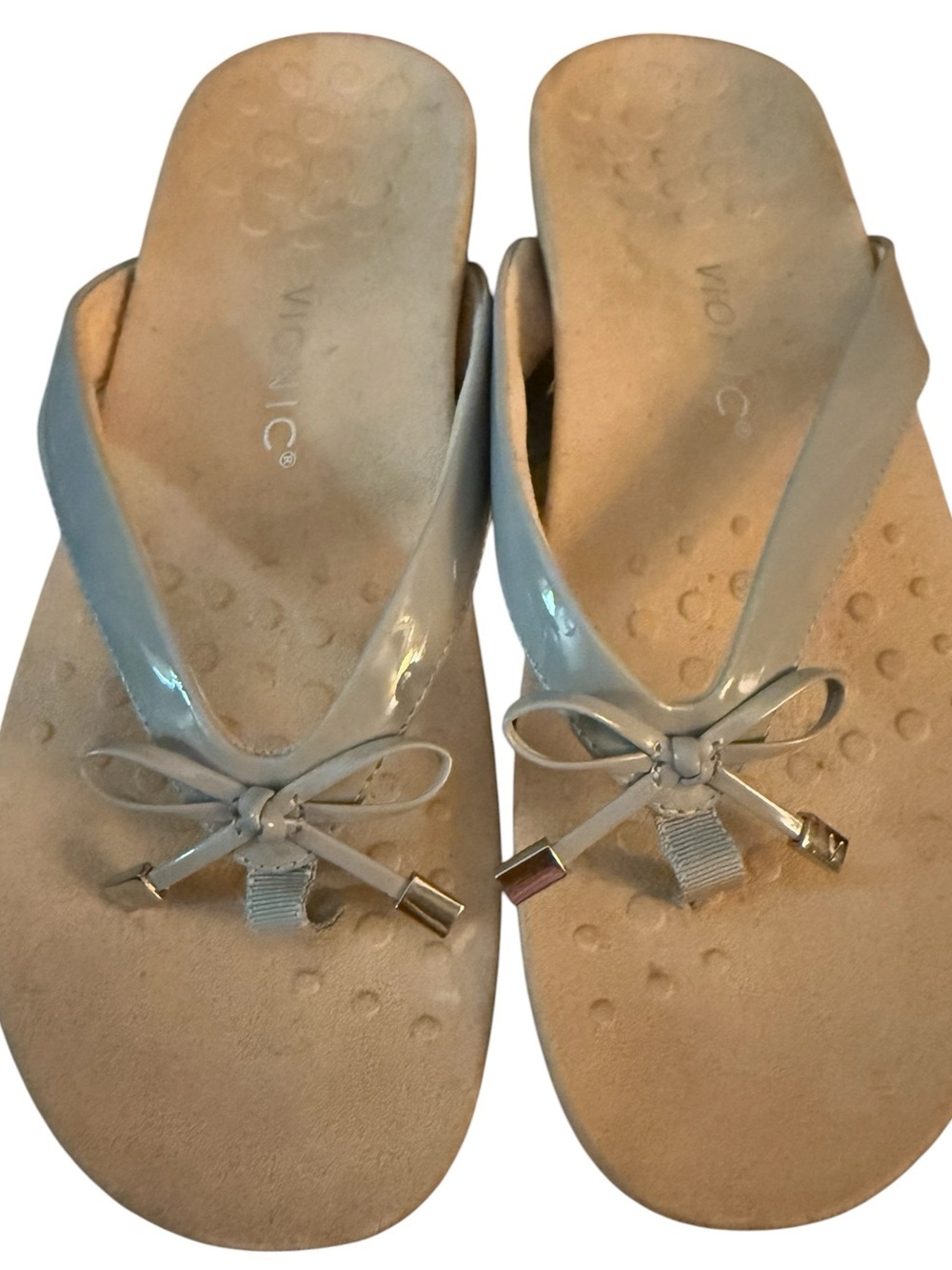 Vionic Bella II Gray Taupe Patent Bow Flip Flops Sandals Women’s Size 12 EU 44